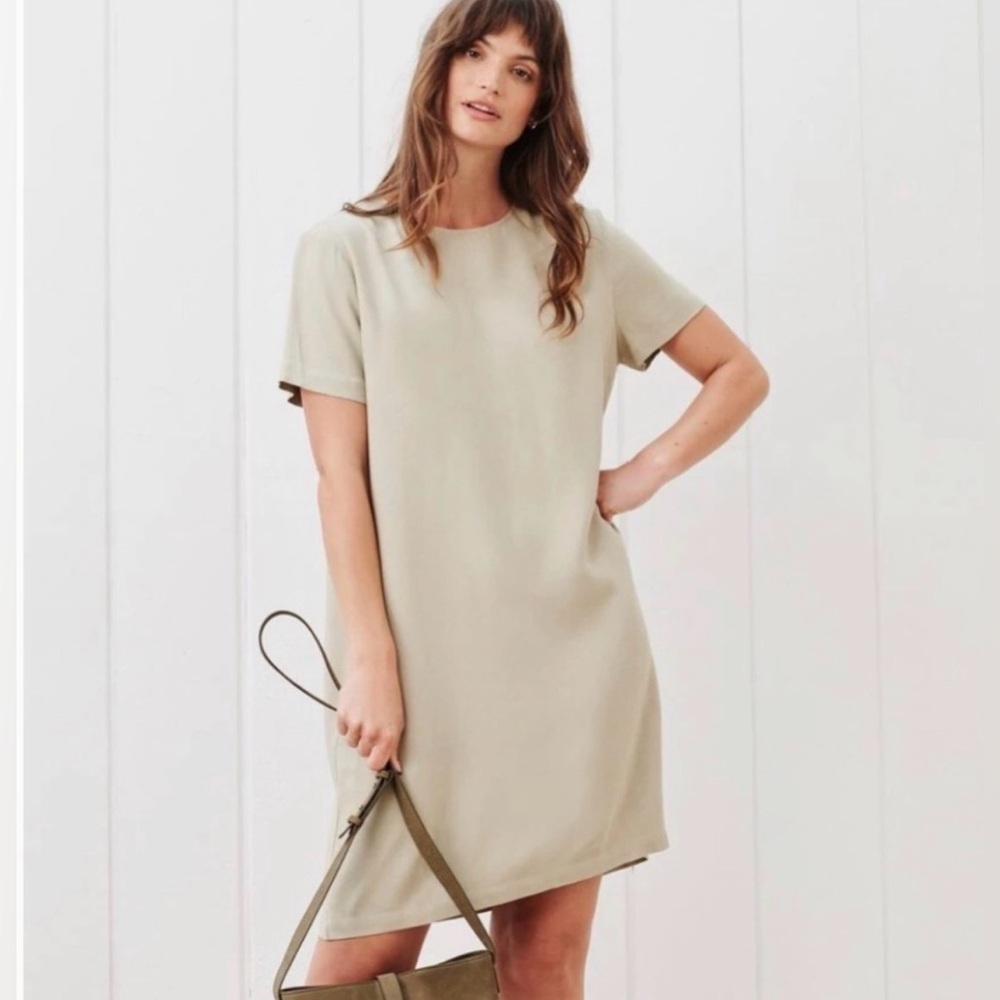 Jenni Kayne Cream Short Sleeve Crepe T-shirt Dress NWT Size Large Minimalist